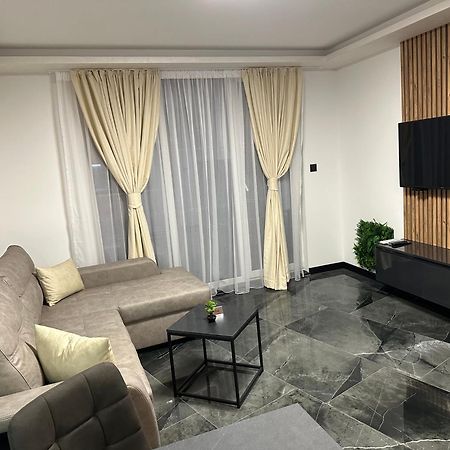 Ka Apartment Luxury 1 Kazanlŭk Eksteriør bilde