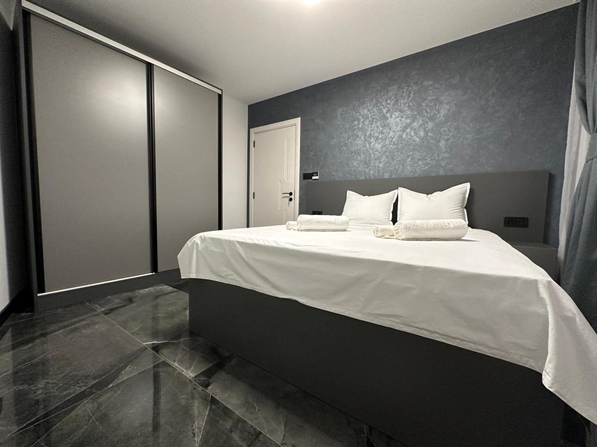 Ka Apartment Luxury 1 Kazanlŭk Eksteriør bilde